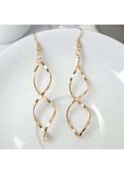 Modlily Golden Asymmetrical Twist Design Metal Detail Earrings - One Size