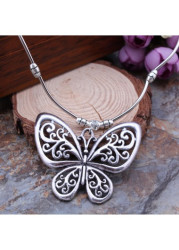 Modlily Silvery White Butterfly Alloy Hollow Necklace - One Size