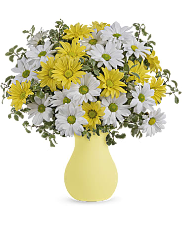 Upsy Daisy Bouquet | Daisies | Same Day Flower Delivery | Yellow | Teleflora